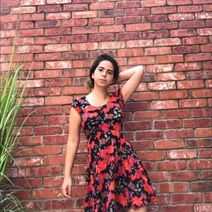 Kimchi Blue Red flower dress NWT Size Small